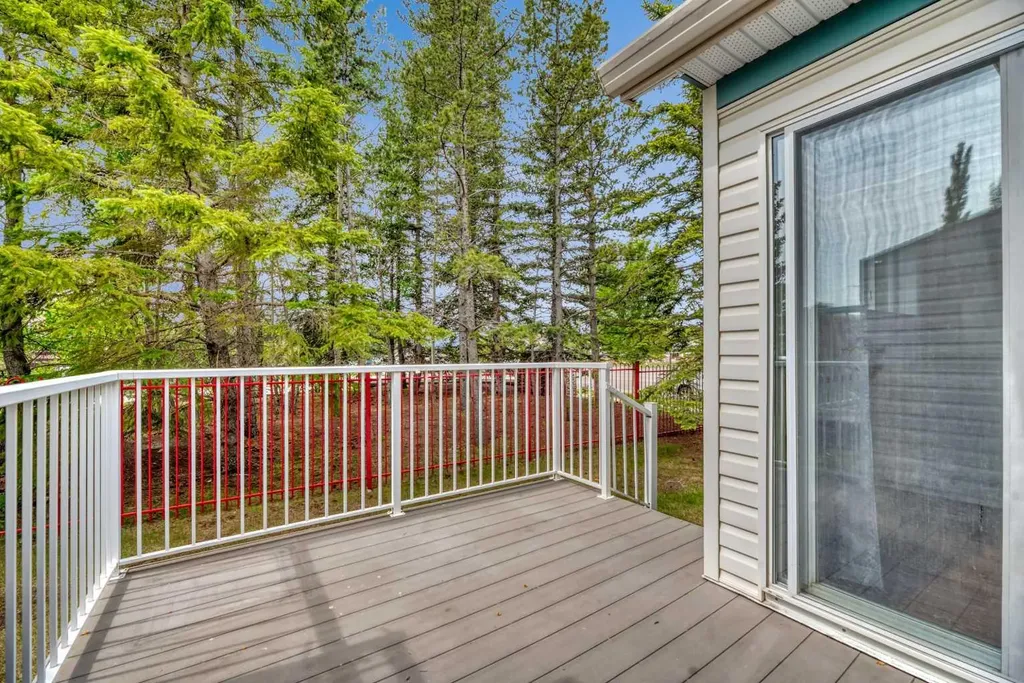15 Rocky Ridge Gate NW Calgary AB T3G 4P6