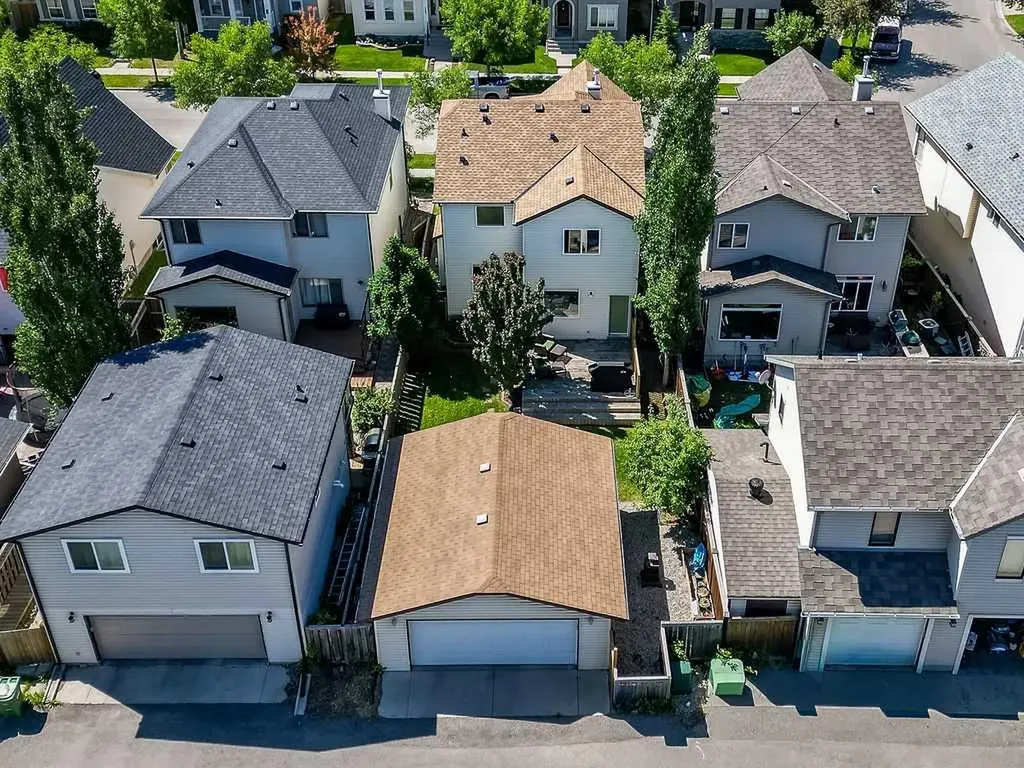 142 Elgin View SE Calgary AB T2Z 4N2