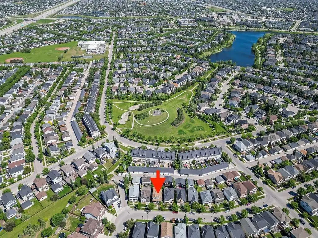 142 Elgin View SE Calgary AB T2Z 4N2