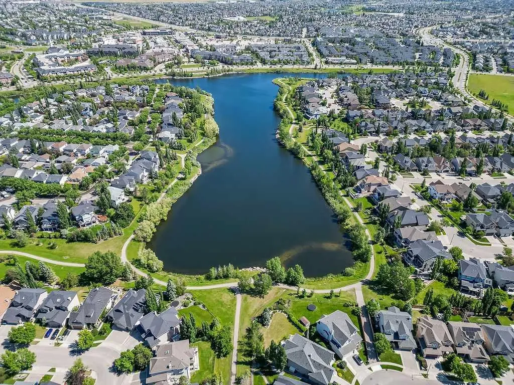 142 Elgin View SE Calgary AB T2Z 4N2