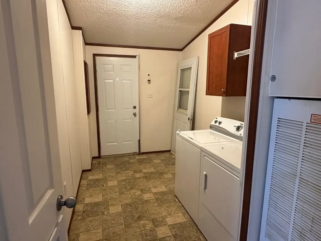 223 Mawdsley Crescent Grande Cache AB T0E 0Y0