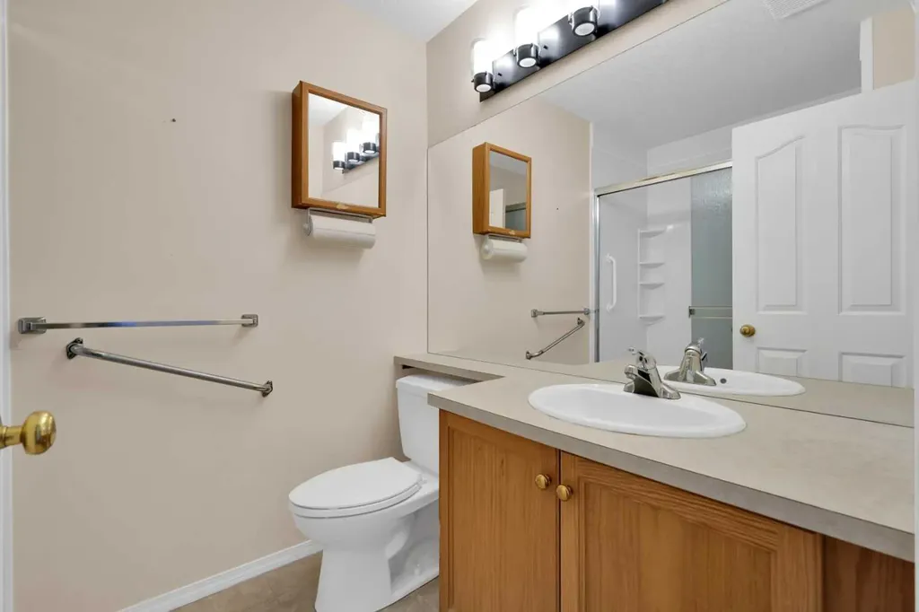 165 Manora Place NE Calgary AB T2A7X5