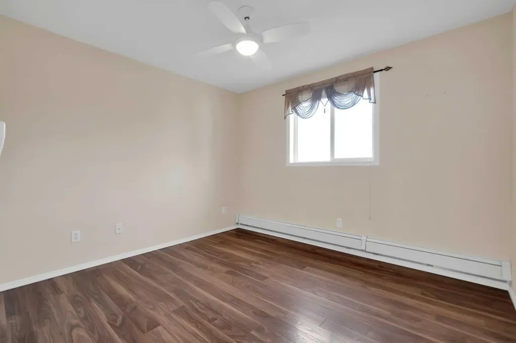 165 Manora Place NE Calgary AB T2A7X5