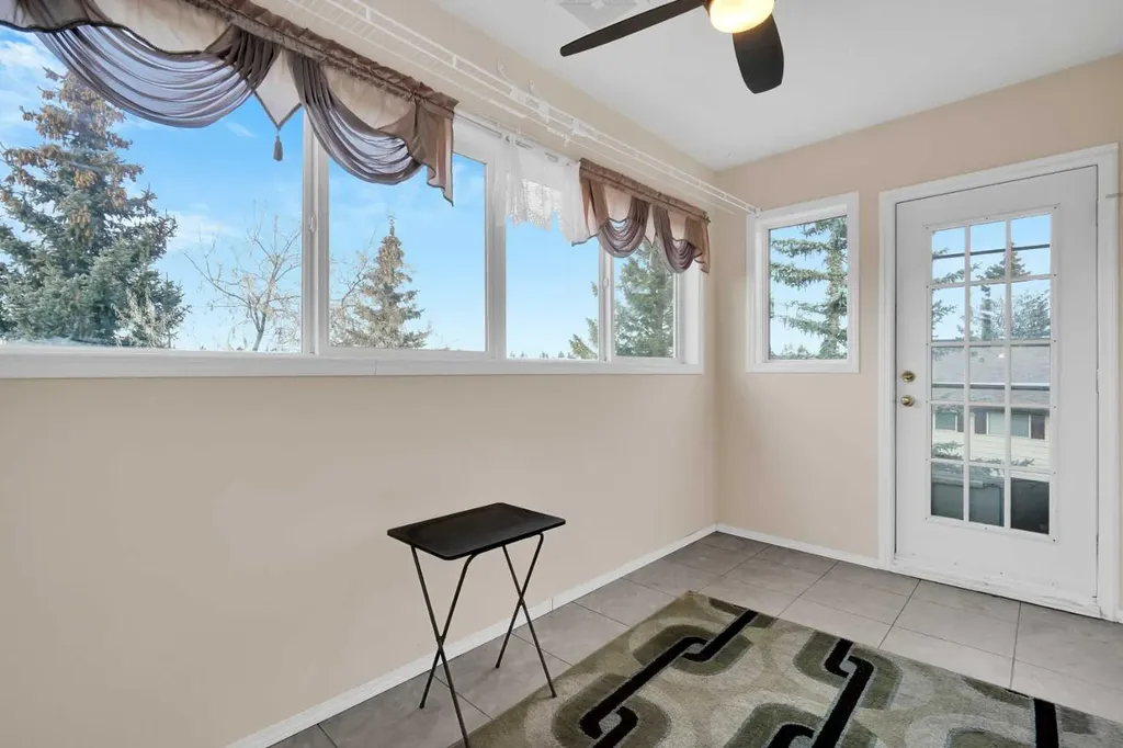 165 Manora Place NE Calgary AB T2A7X5