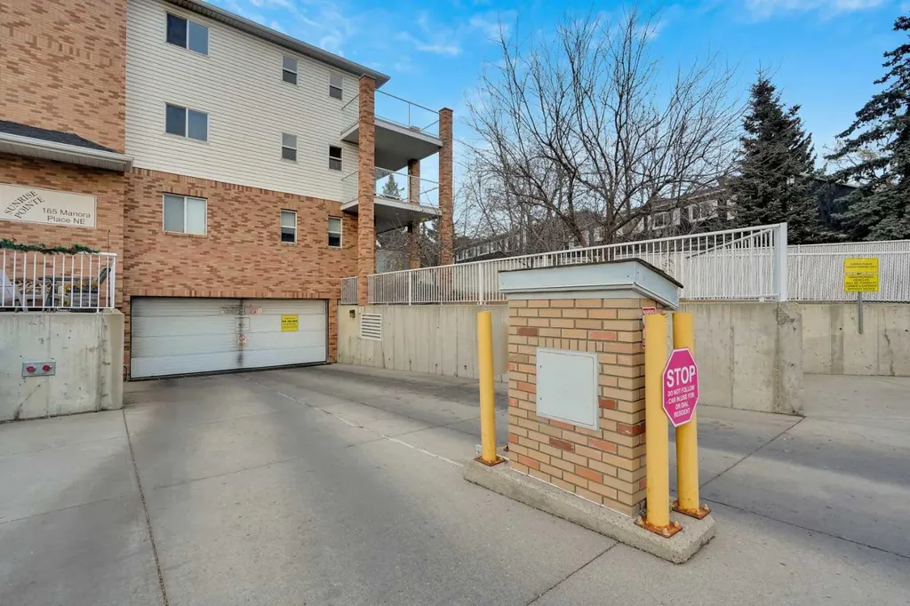 165 Manora Place NE Calgary AB T2A7X5