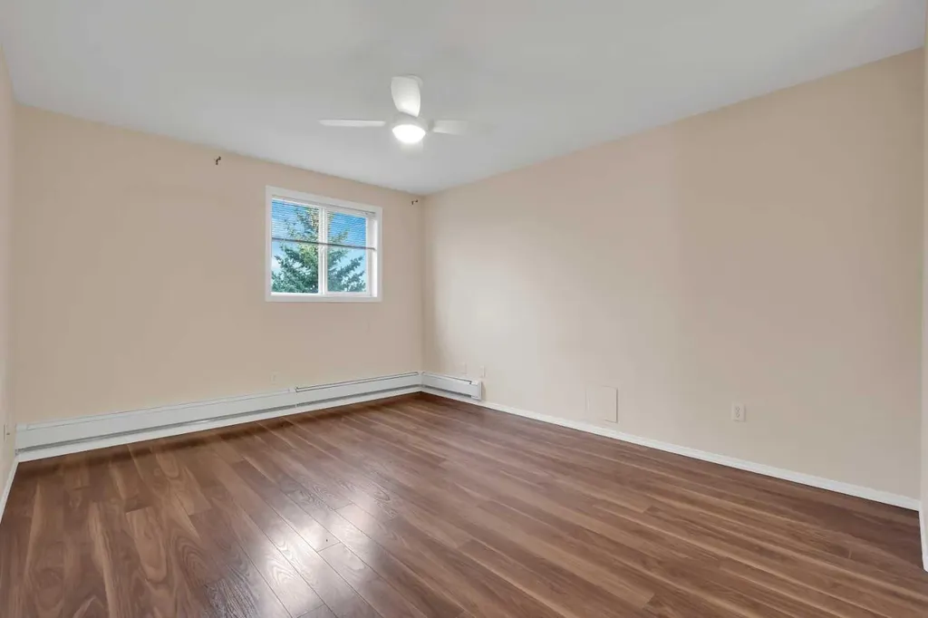 165 Manora Place NE Calgary AB T2A7X5