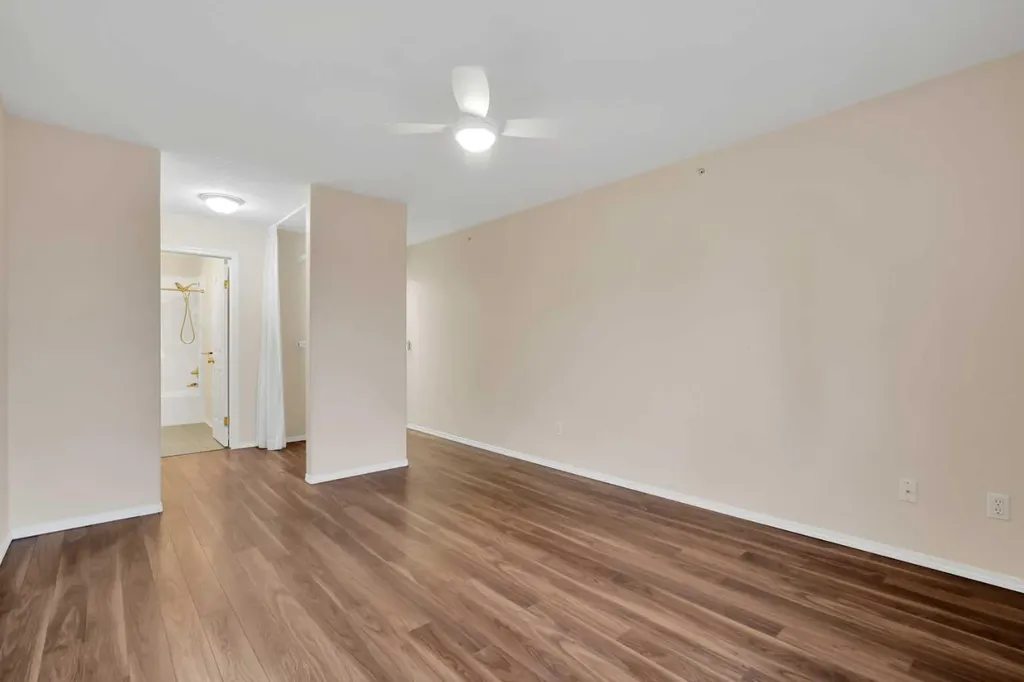 165 Manora Place NE Calgary AB T2A7X5