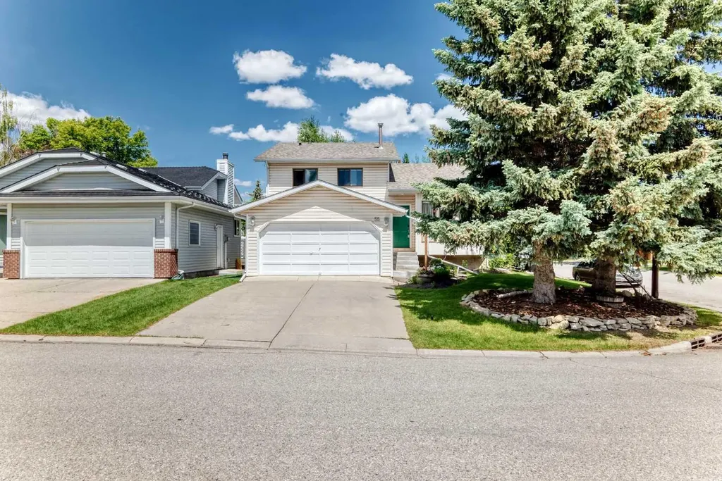 55 Woodstock Way SW Calgary AB T2W5X3