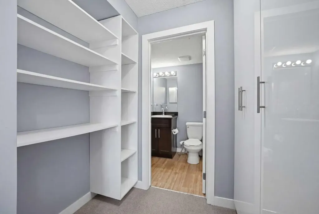 5 Saddlestone Way NE Calgary AB T3J 0S2