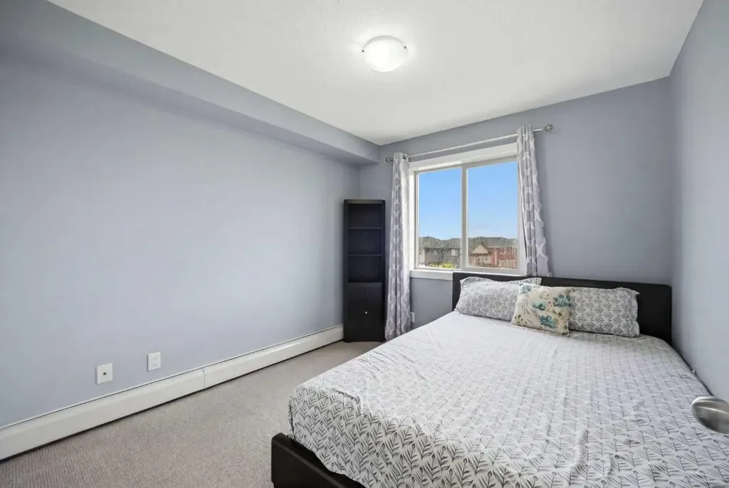 5 Saddlestone Way NE Calgary AB T3J 0S2