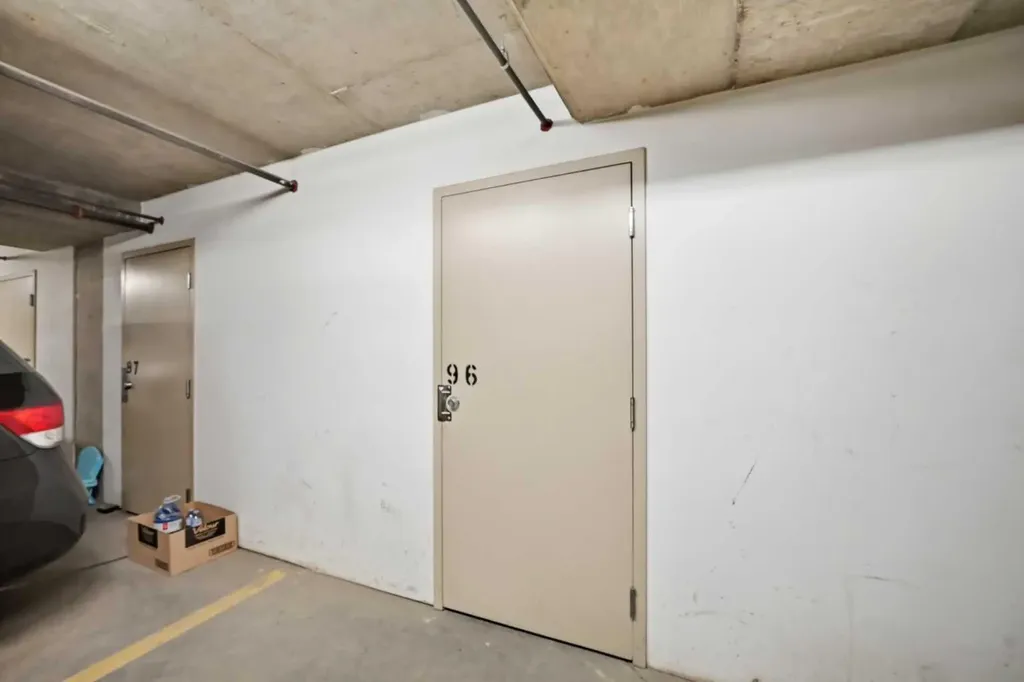 5 Saddlestone Way NE Calgary AB T3J 0S2