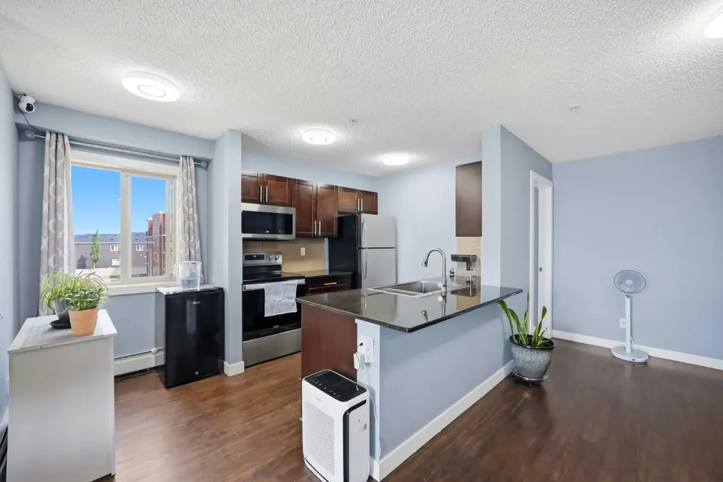 5 Saddlestone Way NE Calgary AB T3J 0S2