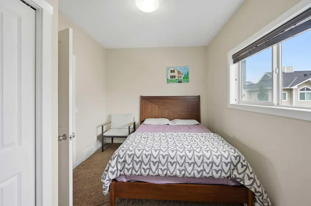 116 Skyview Ranch Road NE Calgary AB T3N 0V3