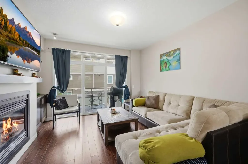 116 Skyview Ranch Road NE Calgary AB T3N 0V3