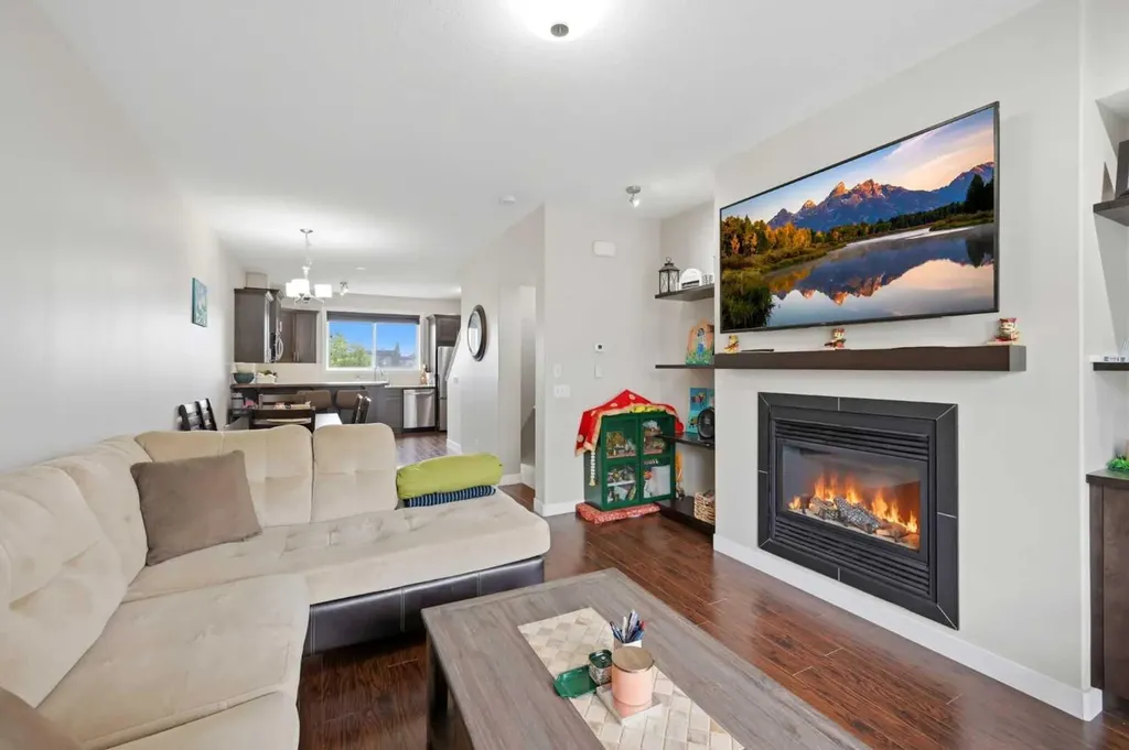116 Skyview Ranch Road NE Calgary AB T3N 0V3