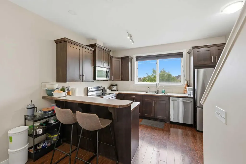 116 Skyview Ranch Road NE Calgary AB T3N 0V3