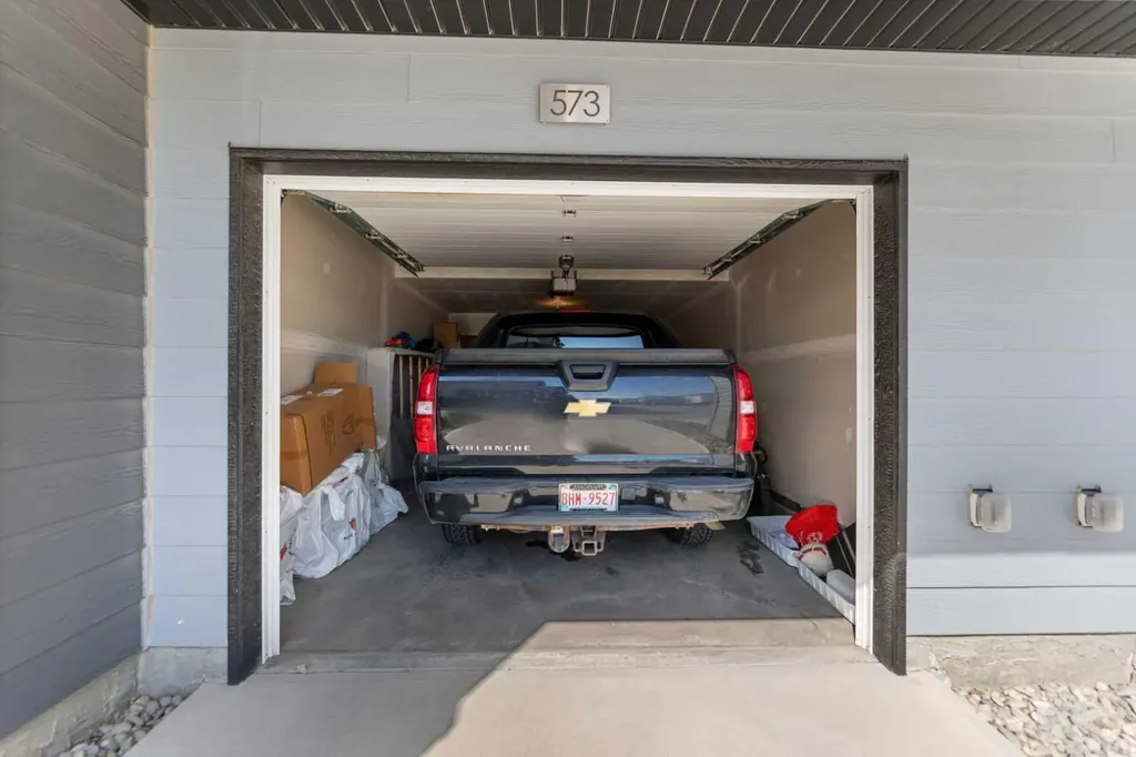 573 Evanston Link NW Calgary AB T3P 1S2