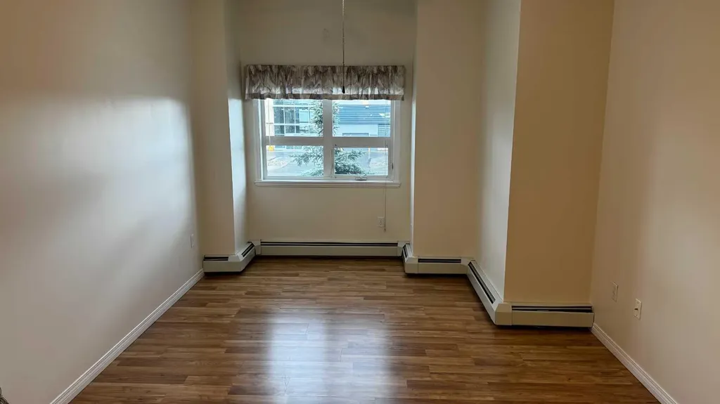 10402 111 Street Grande Prairie AB T8V 8G4