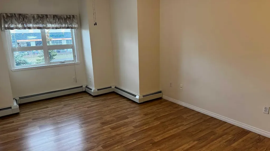 10402 111 Street Grande Prairie AB T8V 8G4