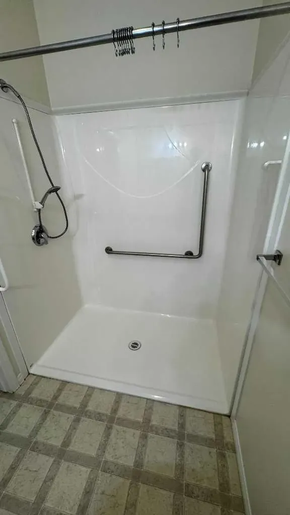 10402 111 Street Grande Prairie AB T8V 8G4
