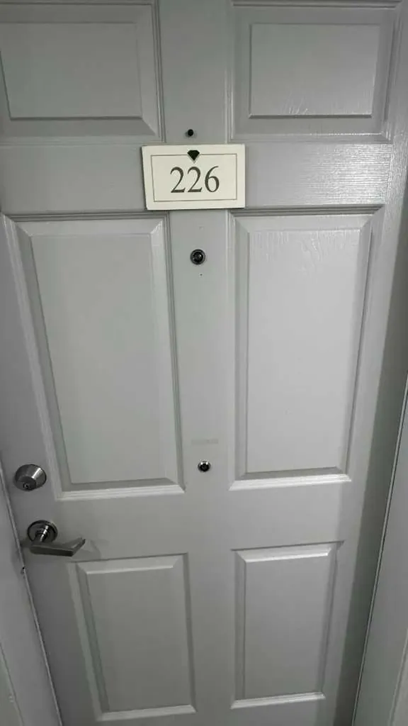 10402 111 Street Grande Prairie AB T8V 8G4