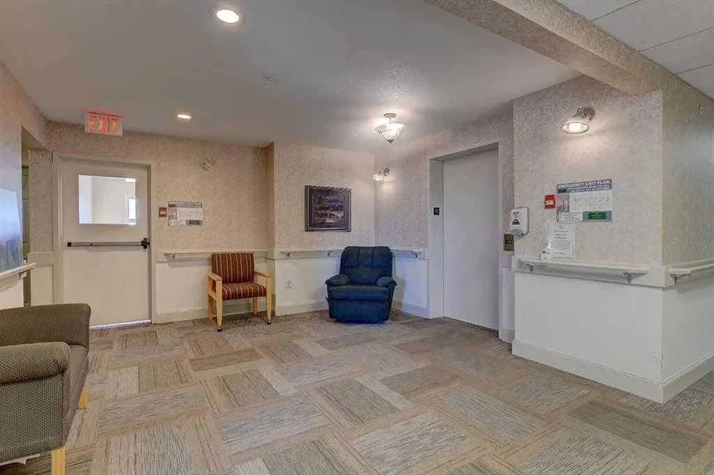 10402 111 Street Grande Prairie AB T8V 8G4