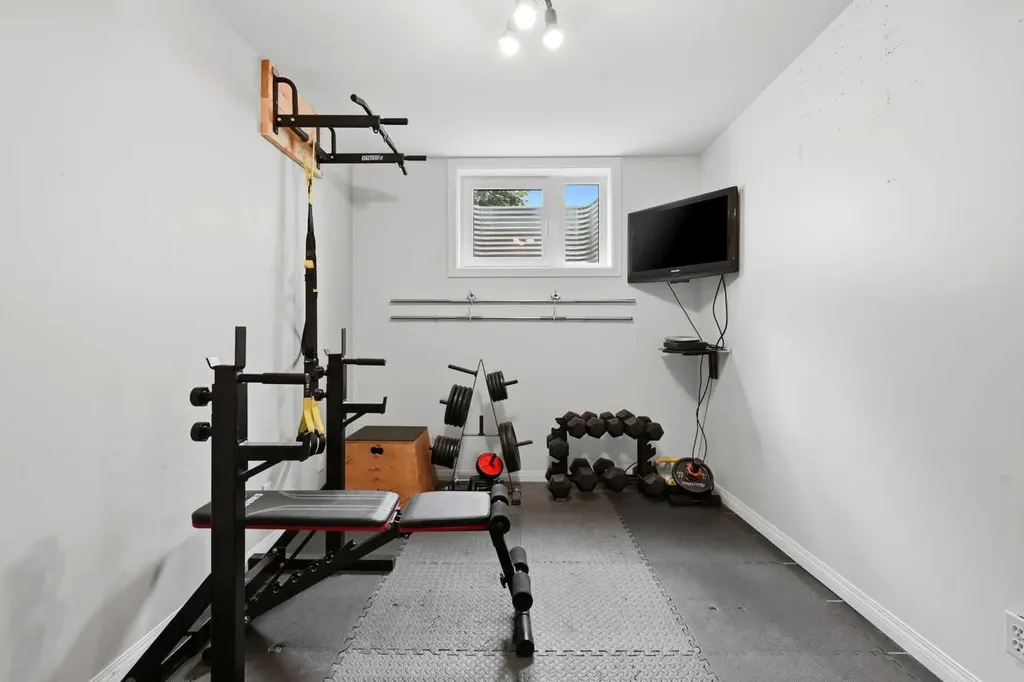 5124 53 Street Lacombe AB T4L 1J7
