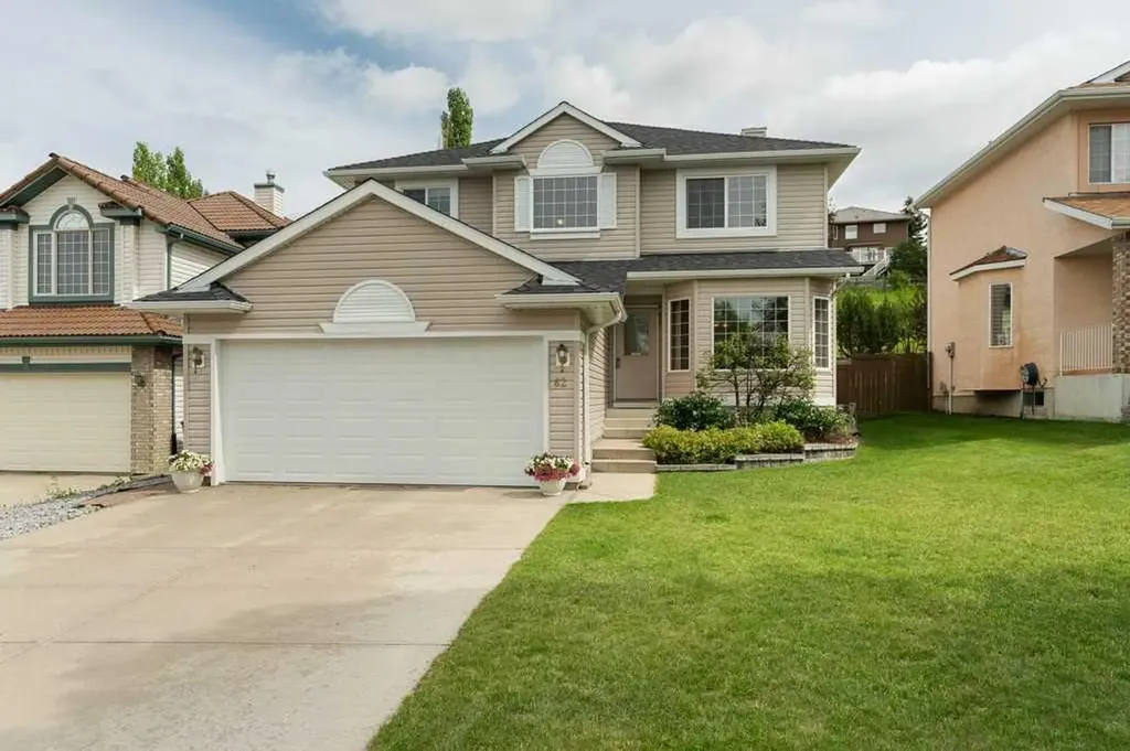 62 Edgebrook Heights NW Calgary AB T3A 5M5