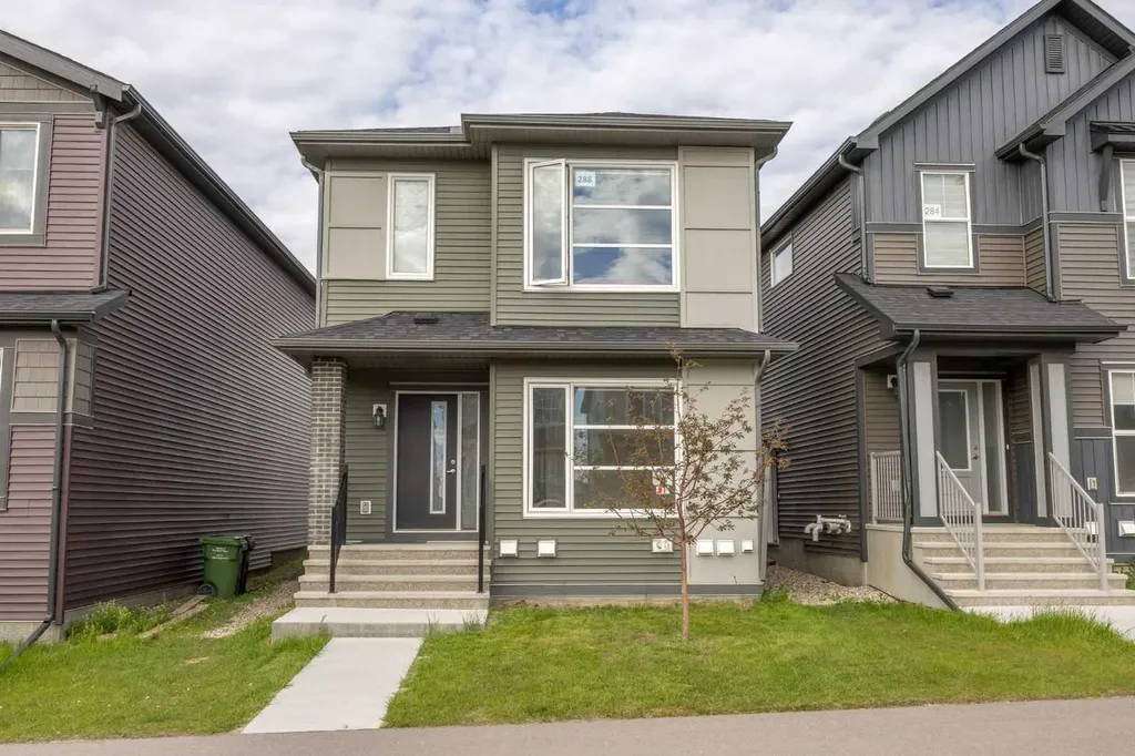 288 Lucas Boulevard NW Calgary AB T3P 1X2
