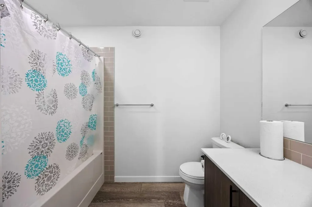 288 Lucas Boulevard NW Calgary AB T3P 1X2