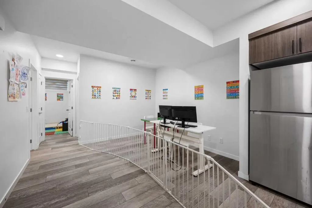 288 Lucas Boulevard NW Calgary AB T3P 1X2