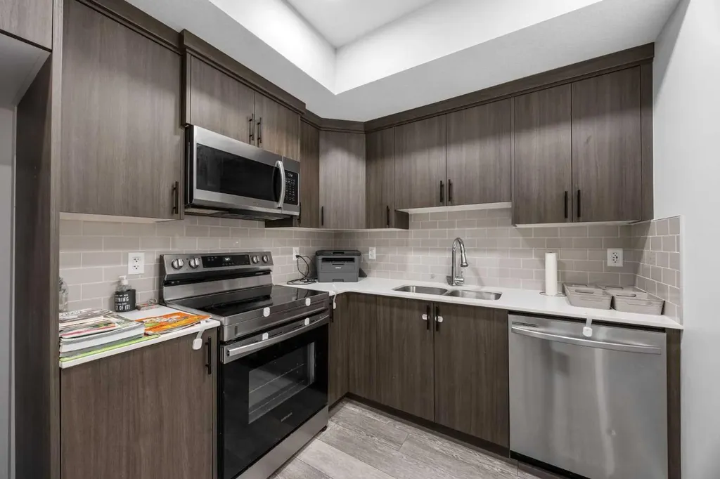 288 Lucas Boulevard NW Calgary AB T3P 1X2