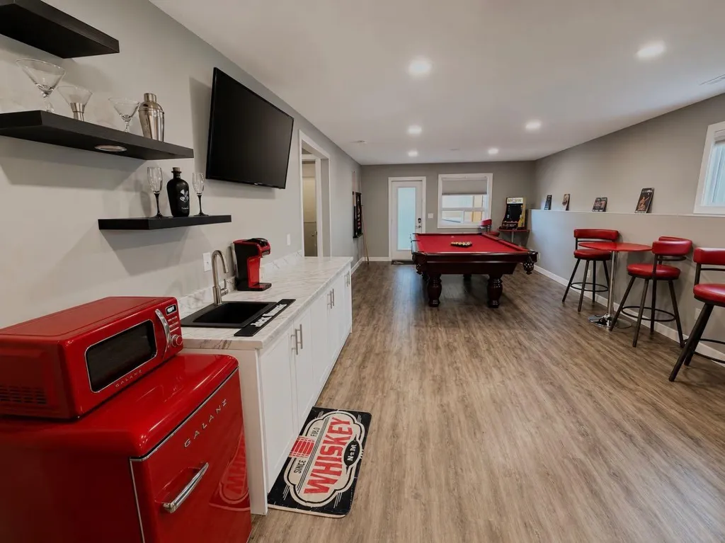 58 Village Crescent Red Deer AB T4R 0P3