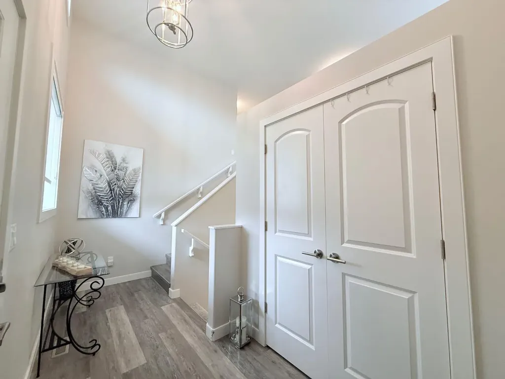 58 Village Crescent Red Deer AB T4R 0P3