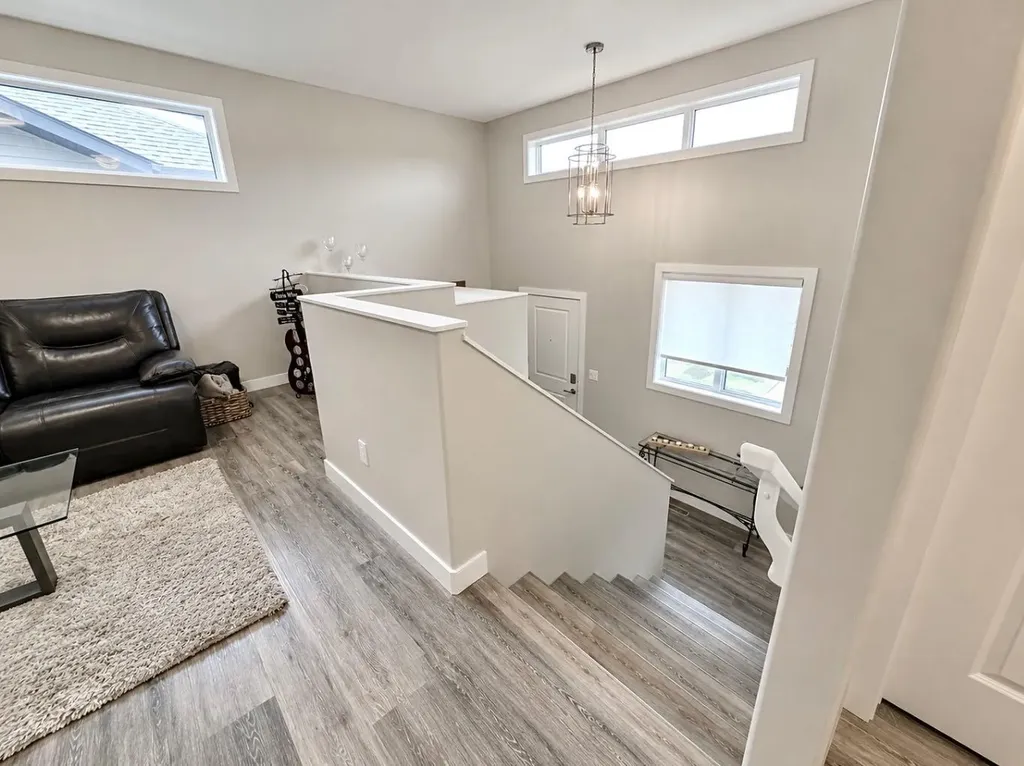 58 Village Crescent Red Deer AB T4R 0P3