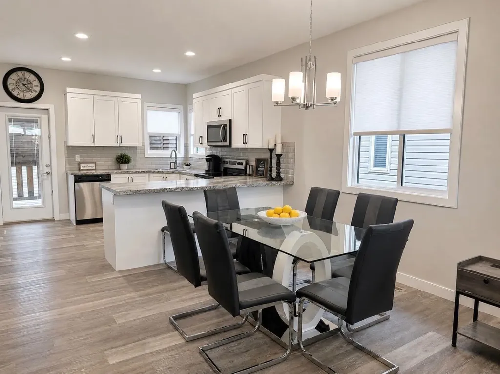 58 Village Crescent Red Deer AB T4R 0P3