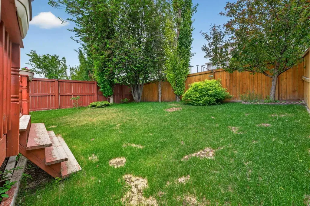 60 Tuscany Ridge Crescent NW Calgary AB T3L 3C7