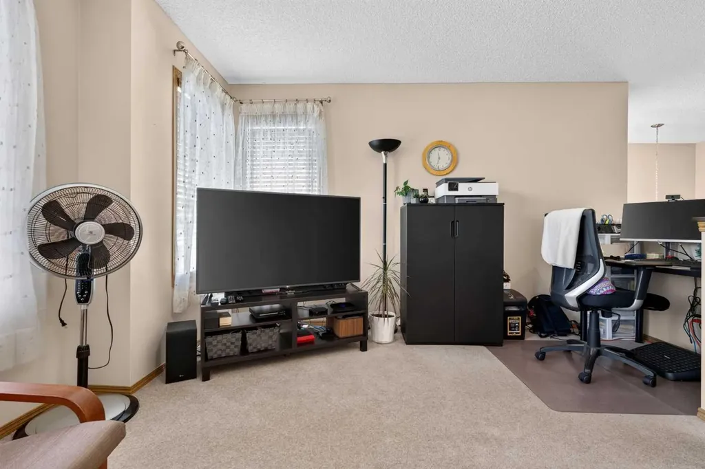 60 Tuscany Ridge Crescent NW Calgary AB T3L 3C7