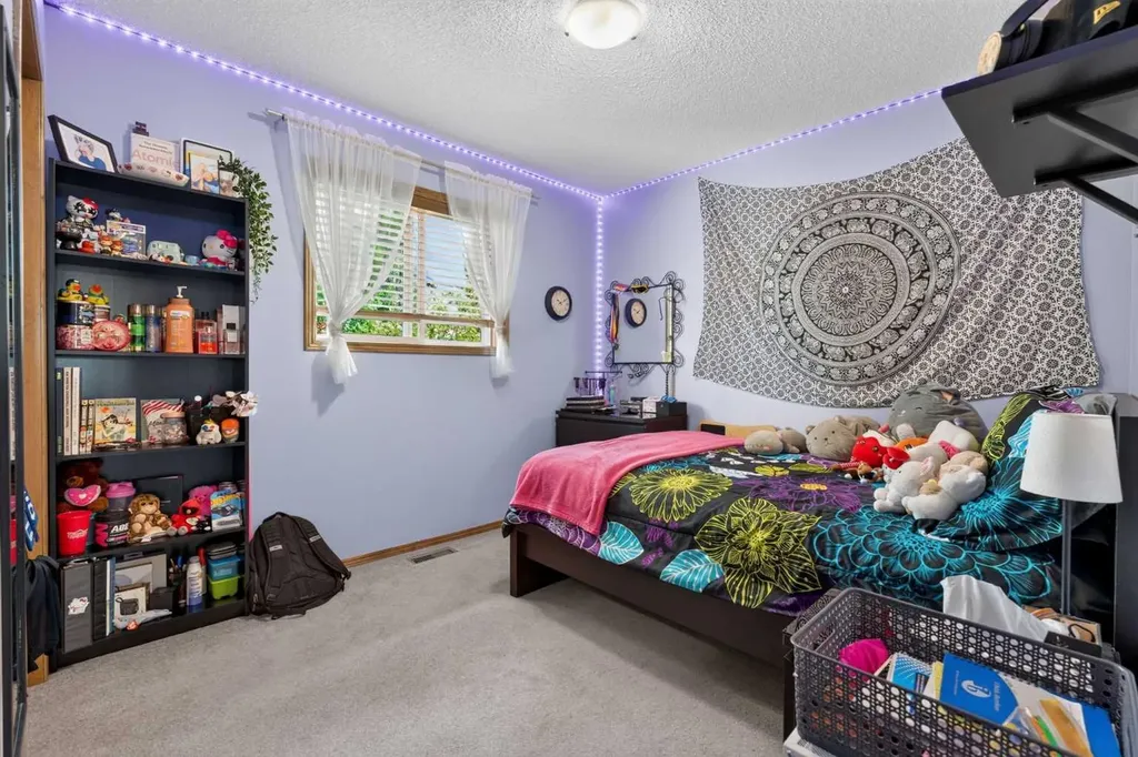 60 Tuscany Ridge Crescent NW Calgary AB T3L 3C7