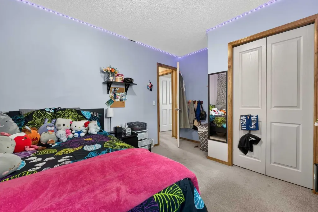 60 Tuscany Ridge Crescent NW Calgary AB T3L 3C7