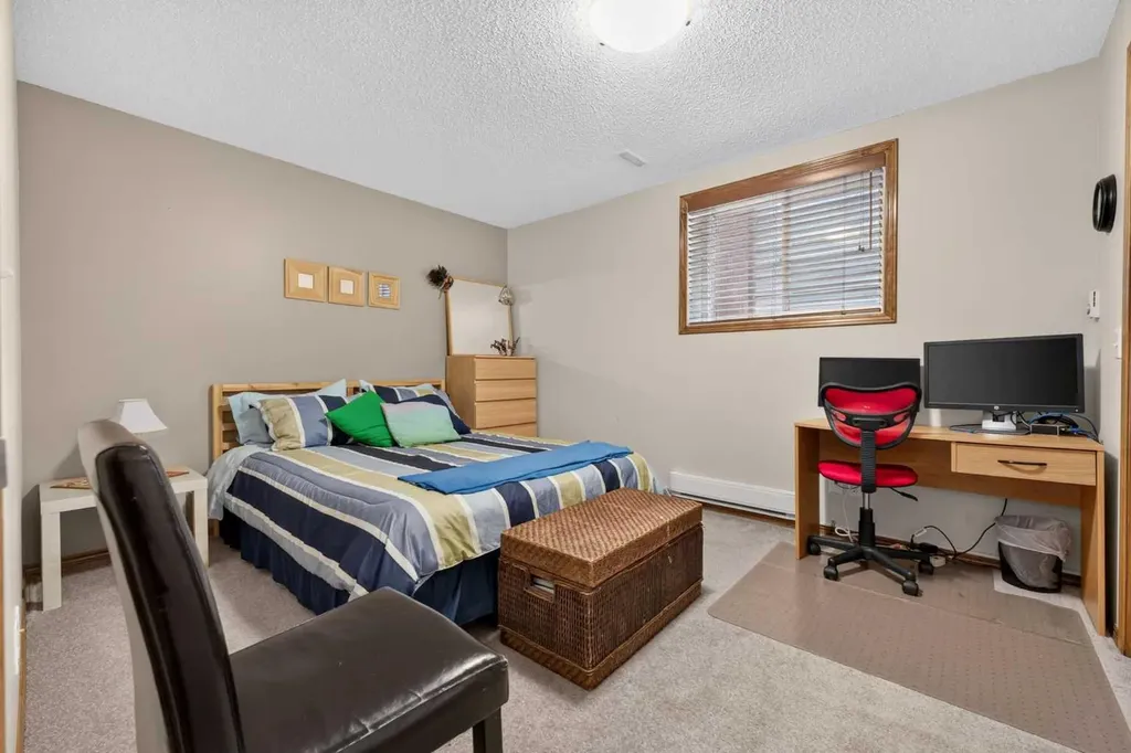 60 Tuscany Ridge Crescent NW Calgary AB T3L 3C7