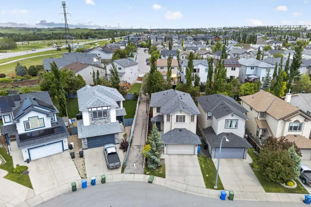 60 Tuscany Ridge Crescent NW Calgary AB T3L 3C7