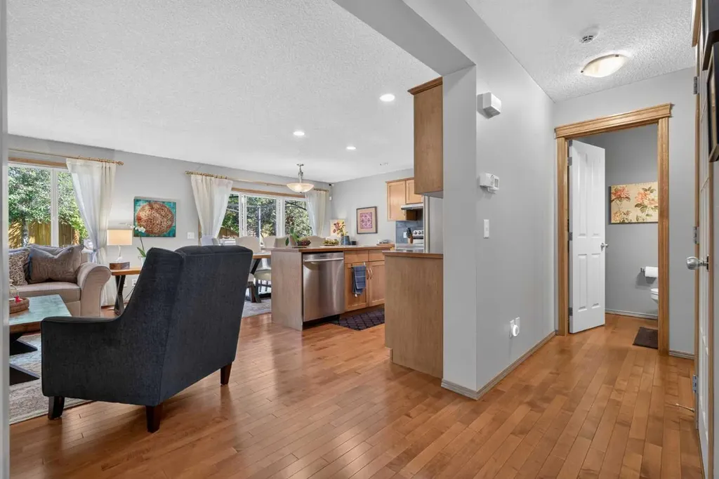 60 Tuscany Ridge Crescent NW Calgary AB T3L 3C7