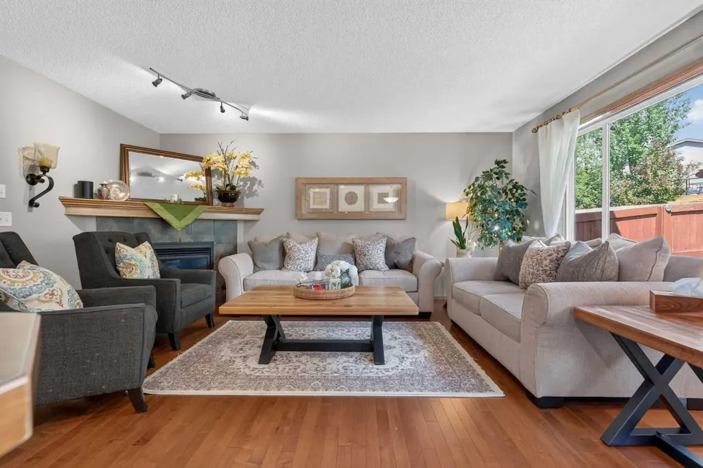 60 Tuscany Ridge Crescent NW Calgary AB T3L 3C7