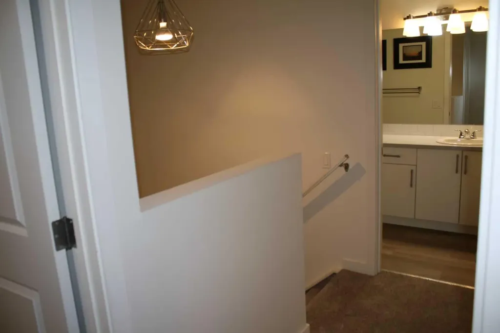 3052 32a Avenue SE Calgary AB T2B0J3
