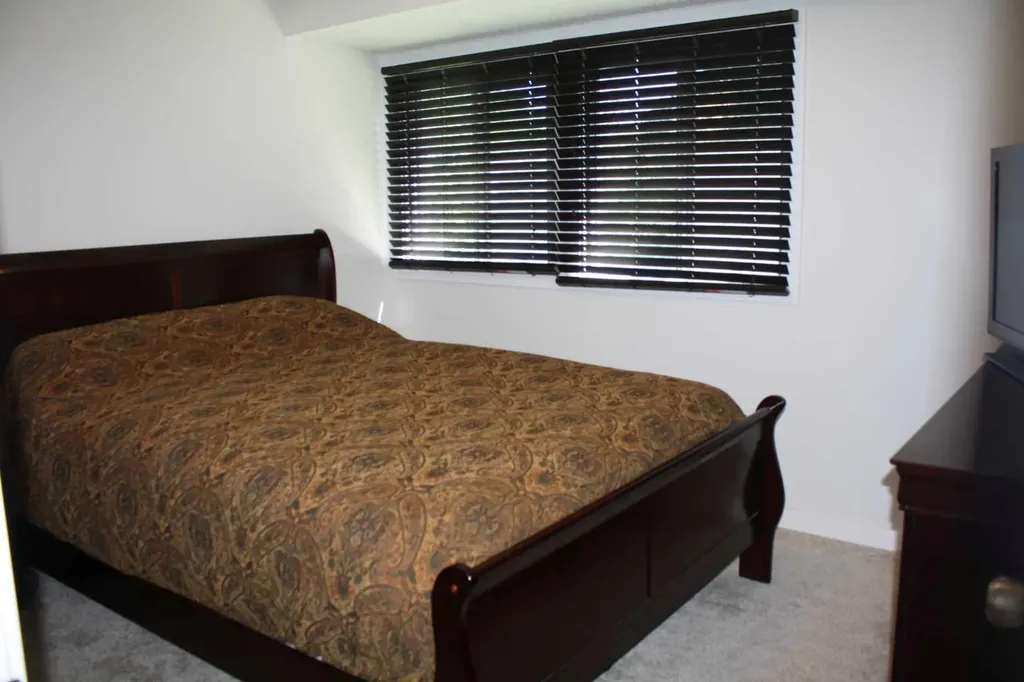 3052 32a Avenue SE Calgary AB T2B0J3
