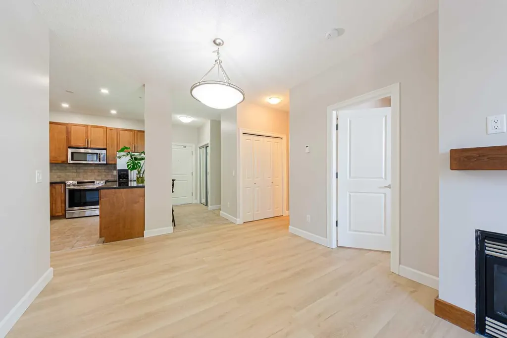 88 Arbour Lake Road NW Calgary AB T3G 0C2