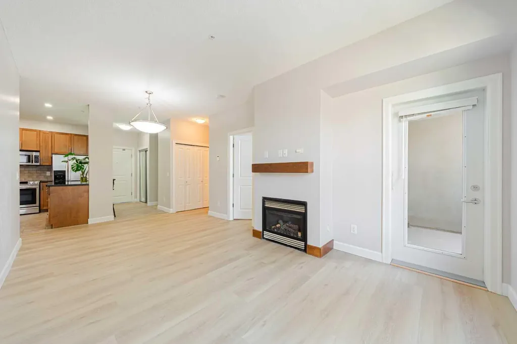 88 Arbour Lake Road NW Calgary AB T3G 0C2
