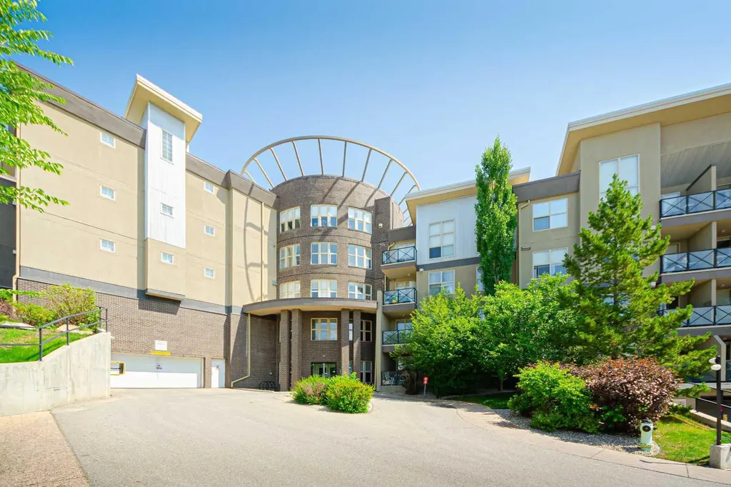88 Arbour Lake Road NW Calgary AB T3G 0C2