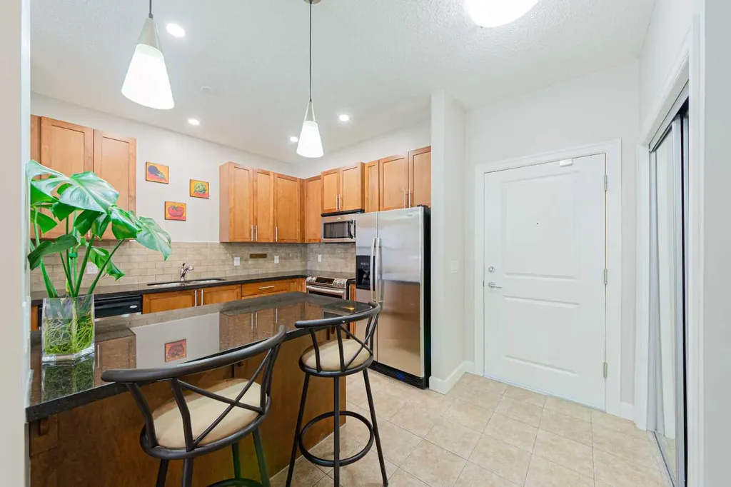88 Arbour Lake Road NW Calgary AB T3G 0C2